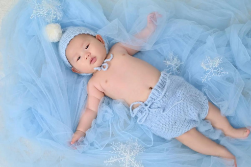 伊春孕妇在家站着分娩